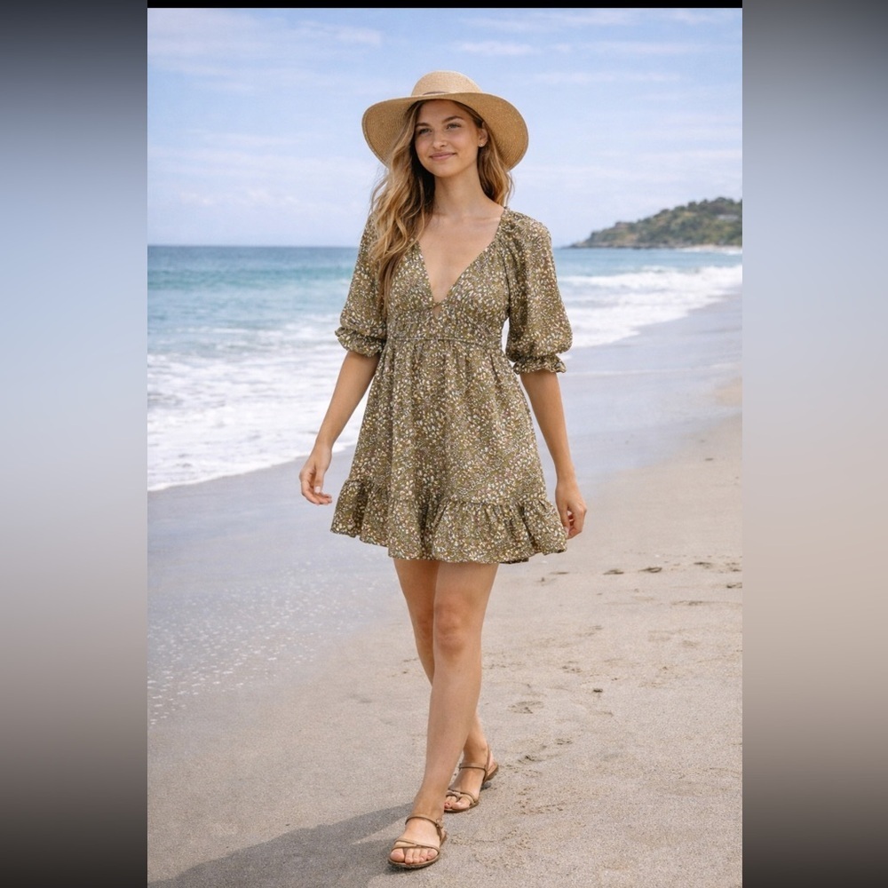 Angie NWT Puff Sleeve Keyhole Dress size S.